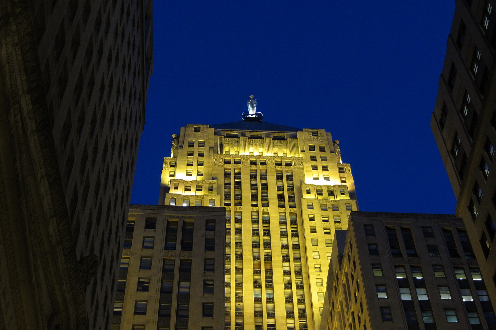 Upper front of the Chicago Board of Trade Building