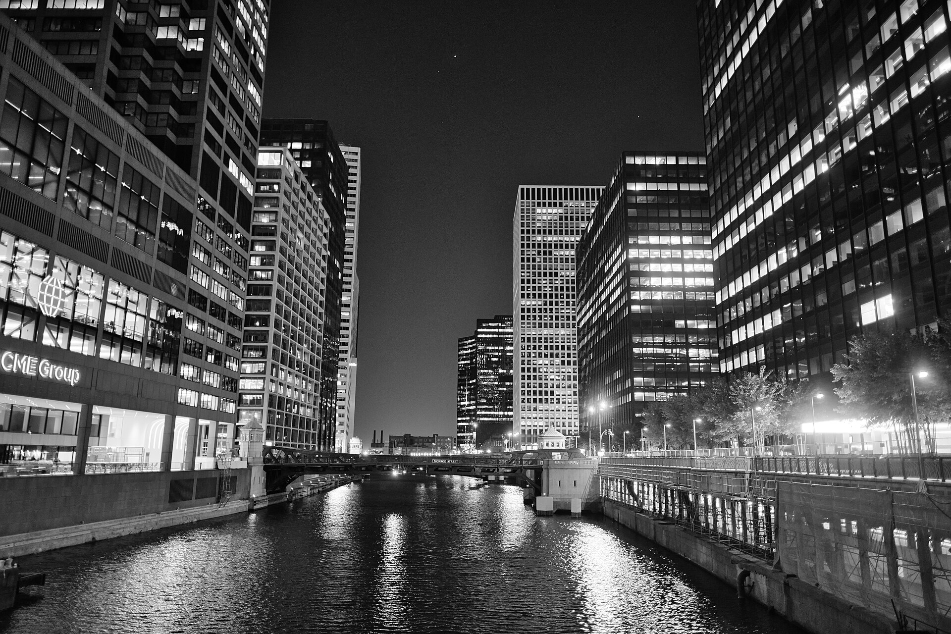 The South Branch of the Chicago River and downtown Chicago towers